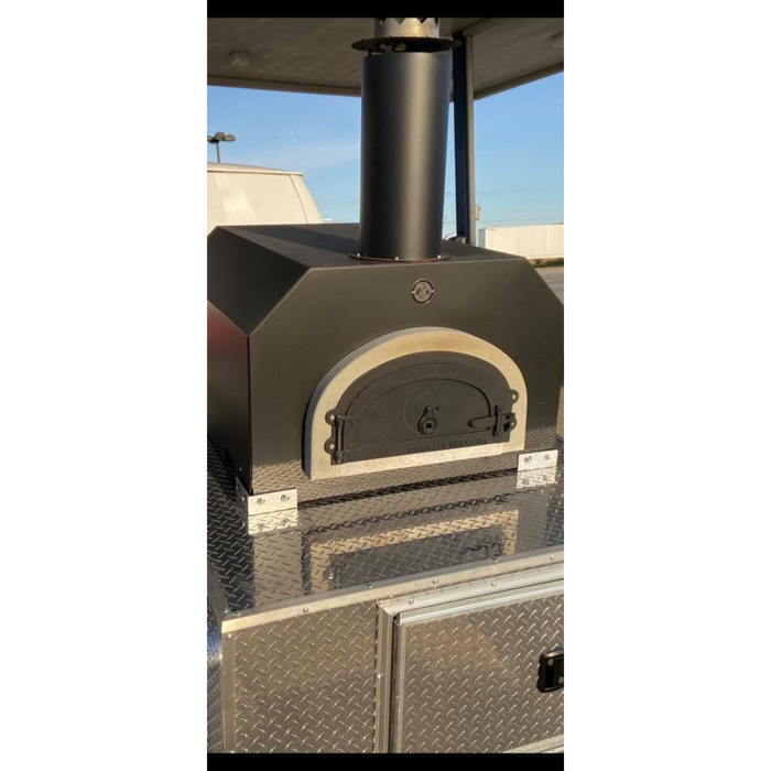 Chicago Brick Oven CBO-750 Tailgater Wood-Fired Pizza Oven with Free Accessory Kit & Free Tuscan Grill (Residential and Commercial) CBO-O-TAIL